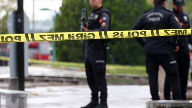 Husumetliler arasında silahlı ve bıçaklı kavga: 1 ölü, 2 yaralı