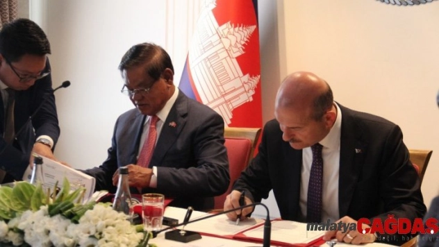 İçişleri Bakanı Soylu, Kamboçyalı mevkidaşı ile görüştü