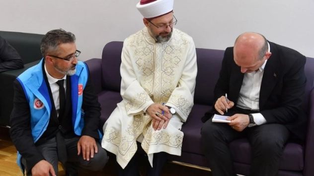 İçişleri Bakanı Soylu, TDV'ye kurban bağışında bulundu