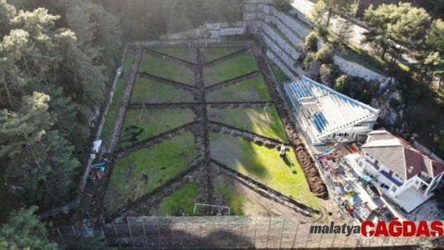 İçmeler Stadı yenileniyor