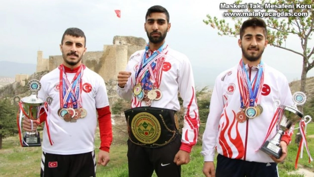 İkisi fırıncı, biri kasap, ama üçü de şampiyon