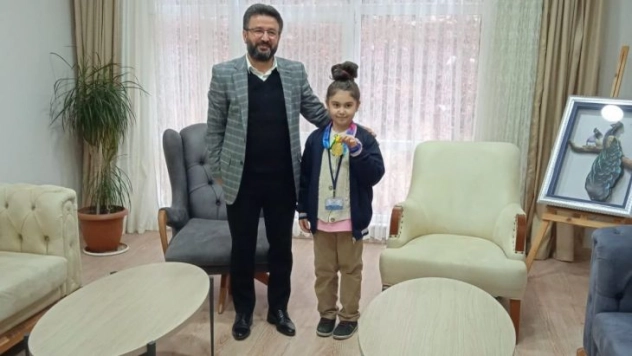 İkra Koleji öğrencisi birinci oldu