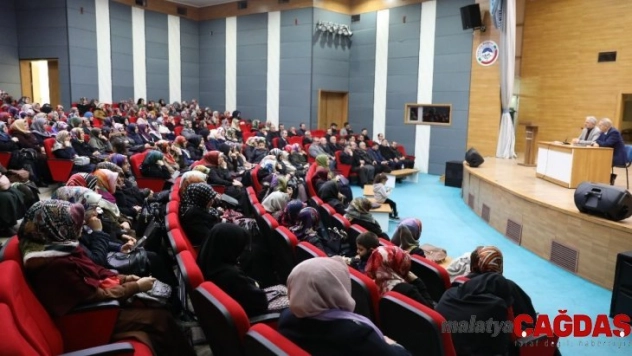İl Müftüsü Güven, Melikgazi İlçe Müftülüğü Personel Toplantısına katıldı