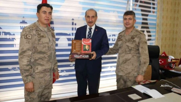 İlçe jandarma komutanlarından Yalçınkaya'ya ziyaret