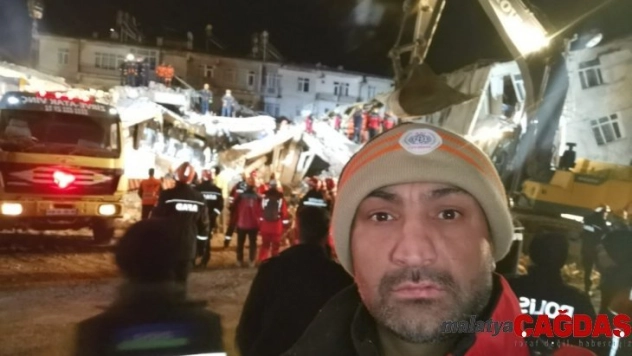 İnegöl İHH arama kurtarma ekipleri deprem bölgesinde