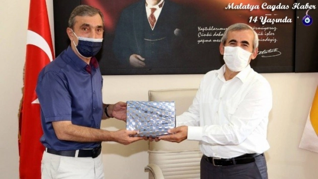 İnönü Üniversitesi'nde 4 fakültenin dekanı değişti