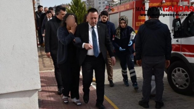 İntihar girişiminde bulunan genç kızı belediye başkanı vazgeçirdi