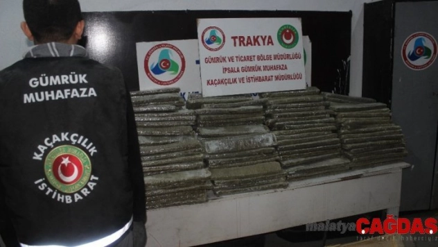 İpsala Gümrük Kapısı'nda 177 kilo esrar ele geçirildi