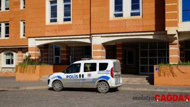 Iraklı aile, evden para alan çocuklarının ellerini kızgın bıçakla dağladı