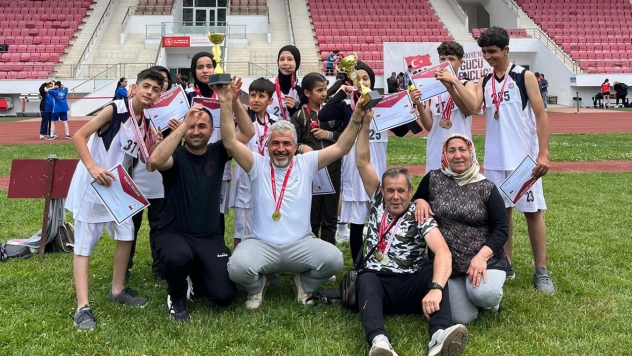 İşitme Engelliler Okulu, Türkiye Şampiyonasında büyük başarı elde etti