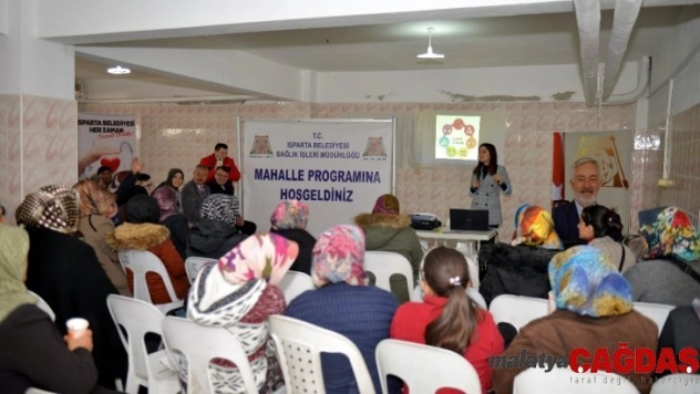 Isparta Belediyesi sağlığa yönelik eğitim seminerlerini mahallelere taşıdı