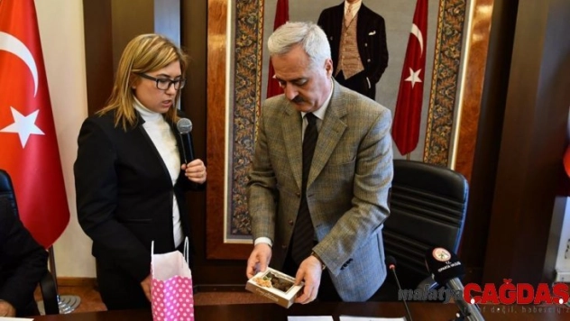 Isparta'daki kadın kooperatifleri valilik önderliğinde buluştu