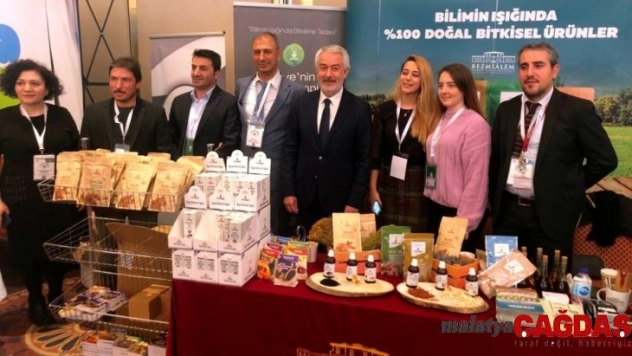 Isparta Gülü, Başkan Başdeğirmen'in de katılımıyla İstanbul'daki kongrede ele alındı