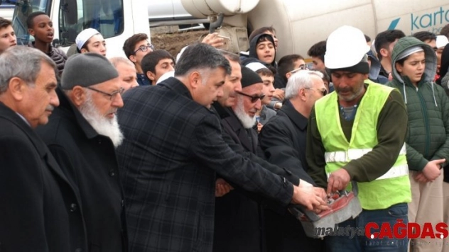 Isparta Mekke Eğitim Vakfı'nda 3. eğitim binası temeli atıldı