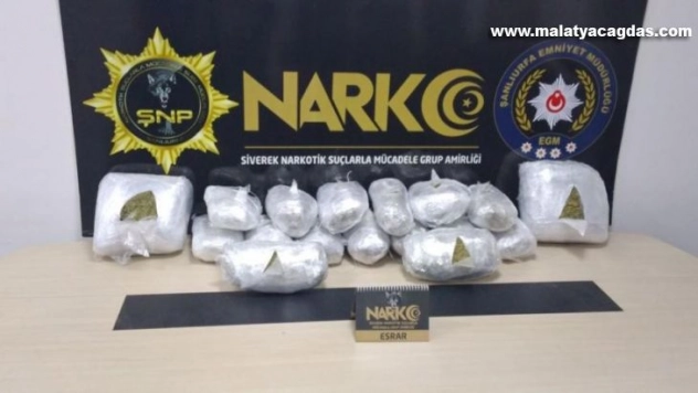 İstanbul'a götürülmek istenen 22 kilo uyuşturucu Şanlıurfa'da ele geçirildi
