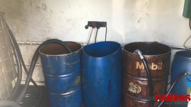 İstanbul'da '10 Numara Yağ' operasyonu: 2 gözaltı