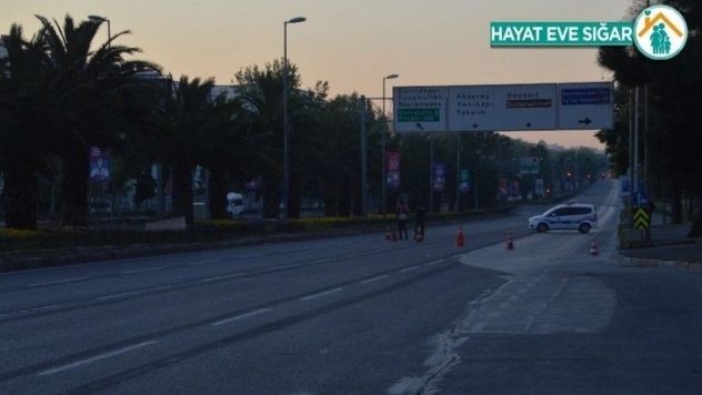 İstanbul, sokağa çıkma yasağının son gününe uyandı