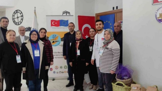 İtalyan şefler unutulmaya yüz tutan Adana lezzetlerini öğrenecek