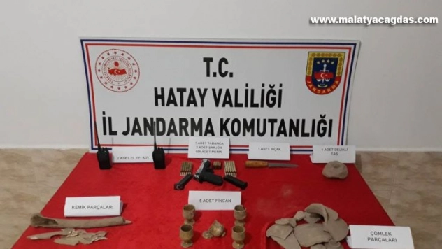 İzinsiz kazı yapan defineciler suçüstü yakalandı