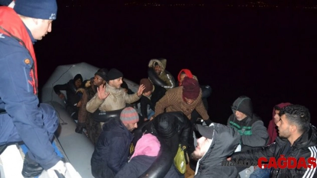 İzmir'de 51'i çocuk 116 düzensiz göçmen yakalandı