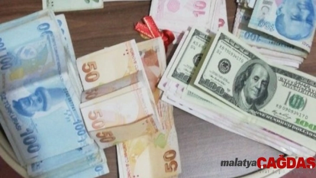 İzmir'de FETÖ operasyonu: 36 gözaltı