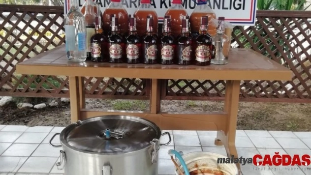 İzmir'de jandarmadan sahte içki operasyonu