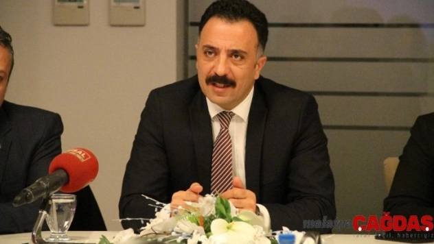 İzmir'de sağlık çalışanları için toplu ulaşımda indirim talebi