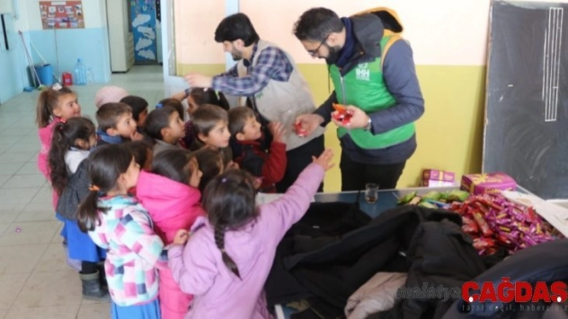 İzmirli gençlerden Kars'a kardeşlik köprüsü!