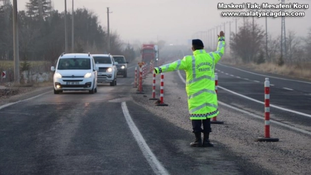 Jandarma ekipleri, trafik uygulamalarını yoğunlaştırdı