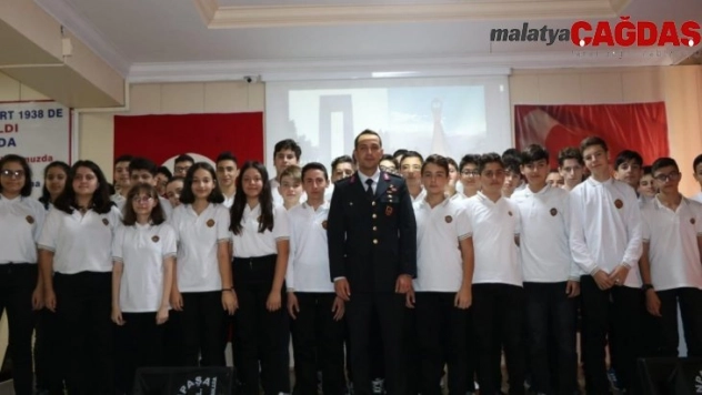 Jandarma komutanlığı tarafından konferans