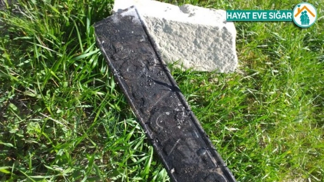 Jandarma'nın geldiğini duyunca otomobilini ateşe verdi