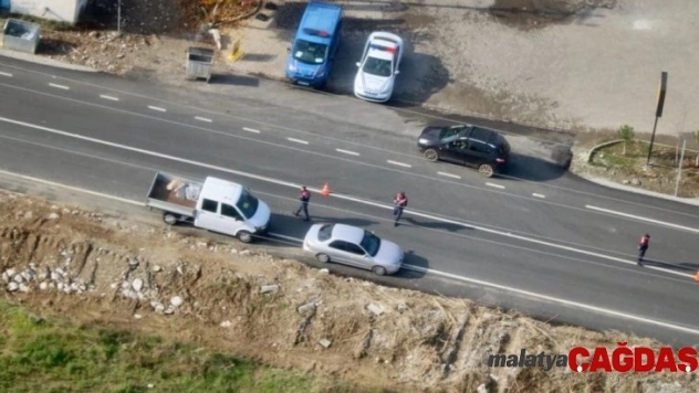 Jandarma'nın helikopterli trafik denetimleri sürüyor