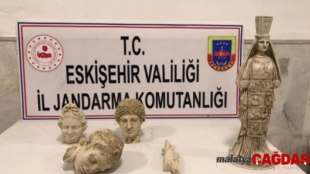 Jandarma tarihi eser kaçaklığına göz açtırmadı