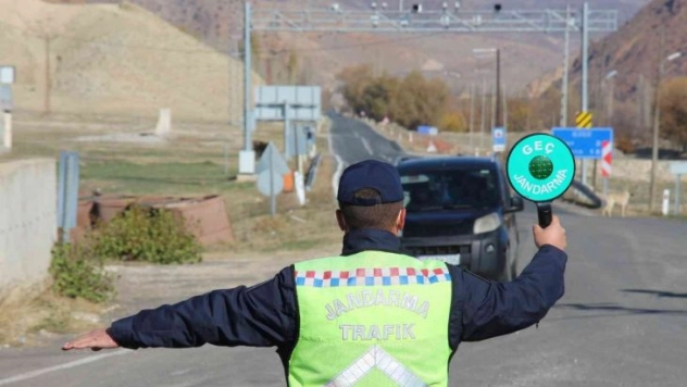 Jandarmadan emniyet kemeri uygulaması