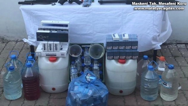 Jandarmadan sahte alkol satan büfelere operasyon