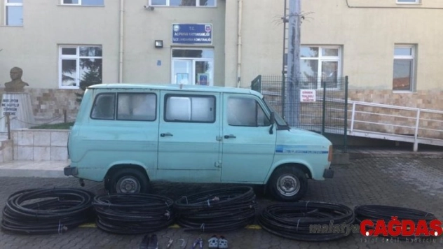 JASAT, direklerden kablo çalan hırsızları suçüstü yakaladı