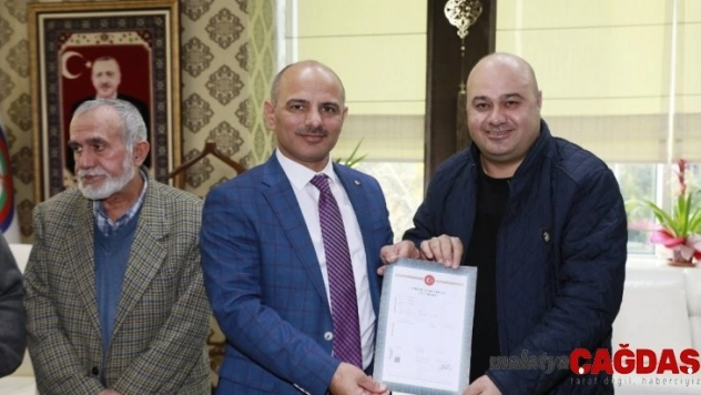 Kabakoz'da tapular teslim ediliyor