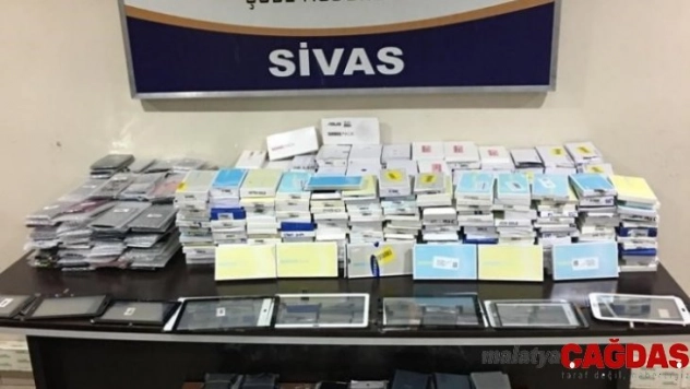 Kaçak aksesuarlara el konuldu