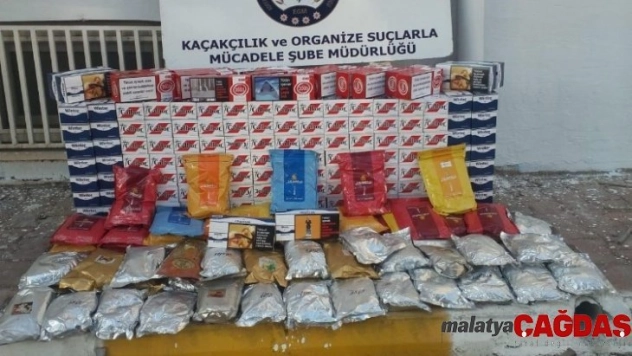 Kaçak nargile tütünleri ile makaronlar ele geçirildi