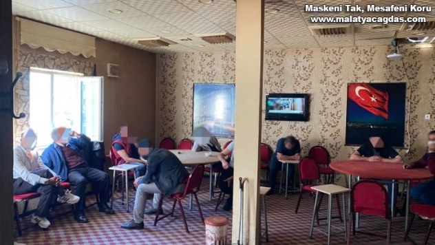 Kaçak okeyde hesap 26 bin 271 lira tuttu