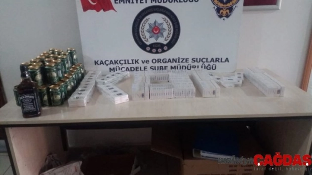 Kaçak sigara ve içki ele geçirildi