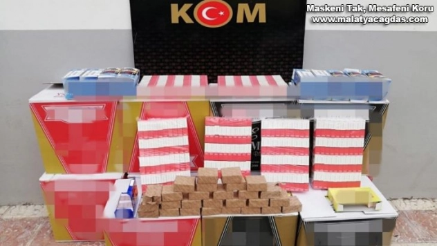 Kaçak sigaraları satamadan yakalandı