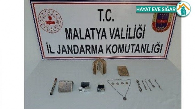 Kaçak tarihi eserler ele geçirildi