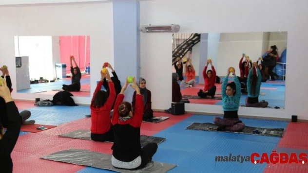 Kadın Spor Merkezi'ne yoğun ilgi
