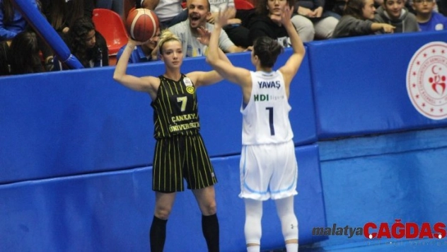 Kadınlar Basketbol Süper Ligi: Hatay Büyükşehir Belediyespor: 70 - Çankaya Üniversitesi: 76