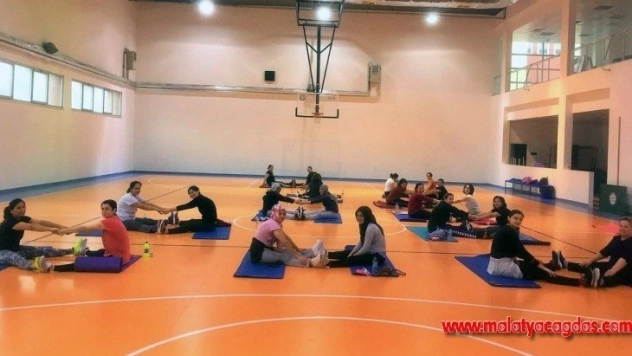 Kadınlar sporla buluşmaya devam ediyor