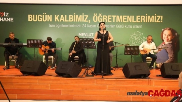 Kağıthane'de 24 Kasım Öğretmenler Günü kutlandı