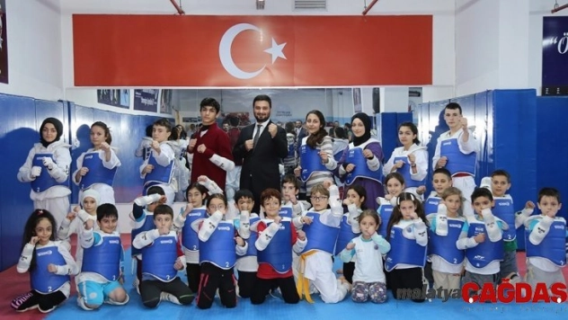 Kağıthane'de geleceğin şampiyonları yetişiyor