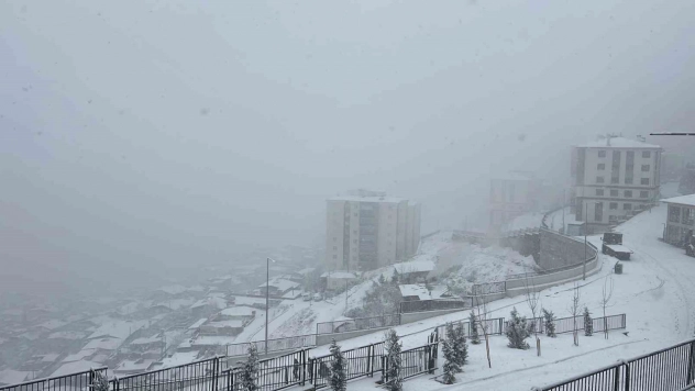 Kahramanmaraş'ta 61 yol ulaşıma kapandı