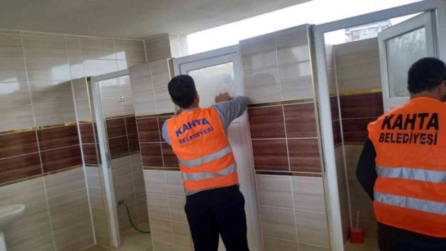 Kahta Belediyesi'nden camilere hijyen desteği